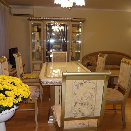 Luxury Versailles Apartments Center Opera بورغاس الغرفة الصورة