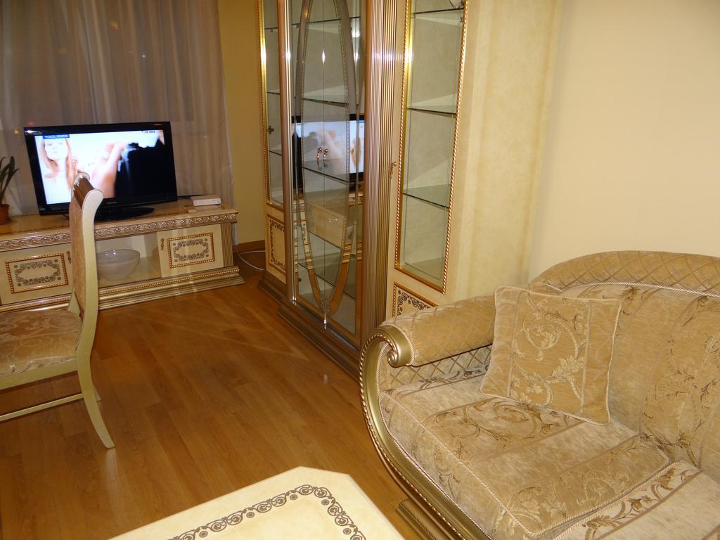 Luxury Versailles Apartments Center Opera بورغاس المظهر الخارجي الصورة